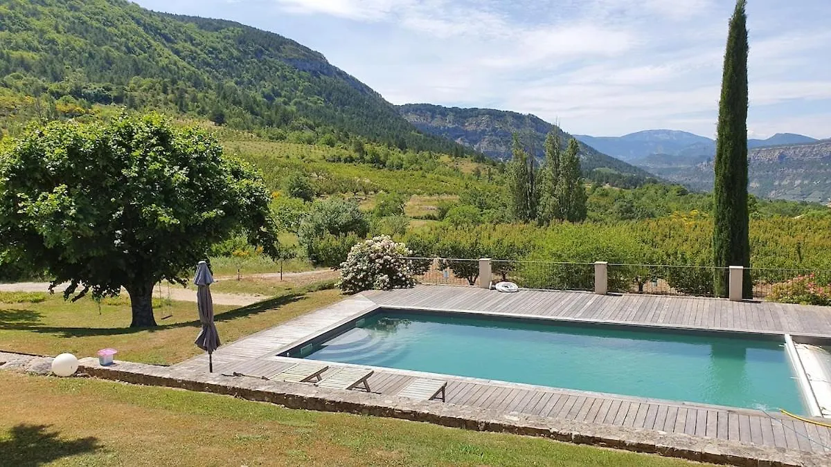 Holiday home Maison Authentique En Drome Provencale Montreal-les-Sources France