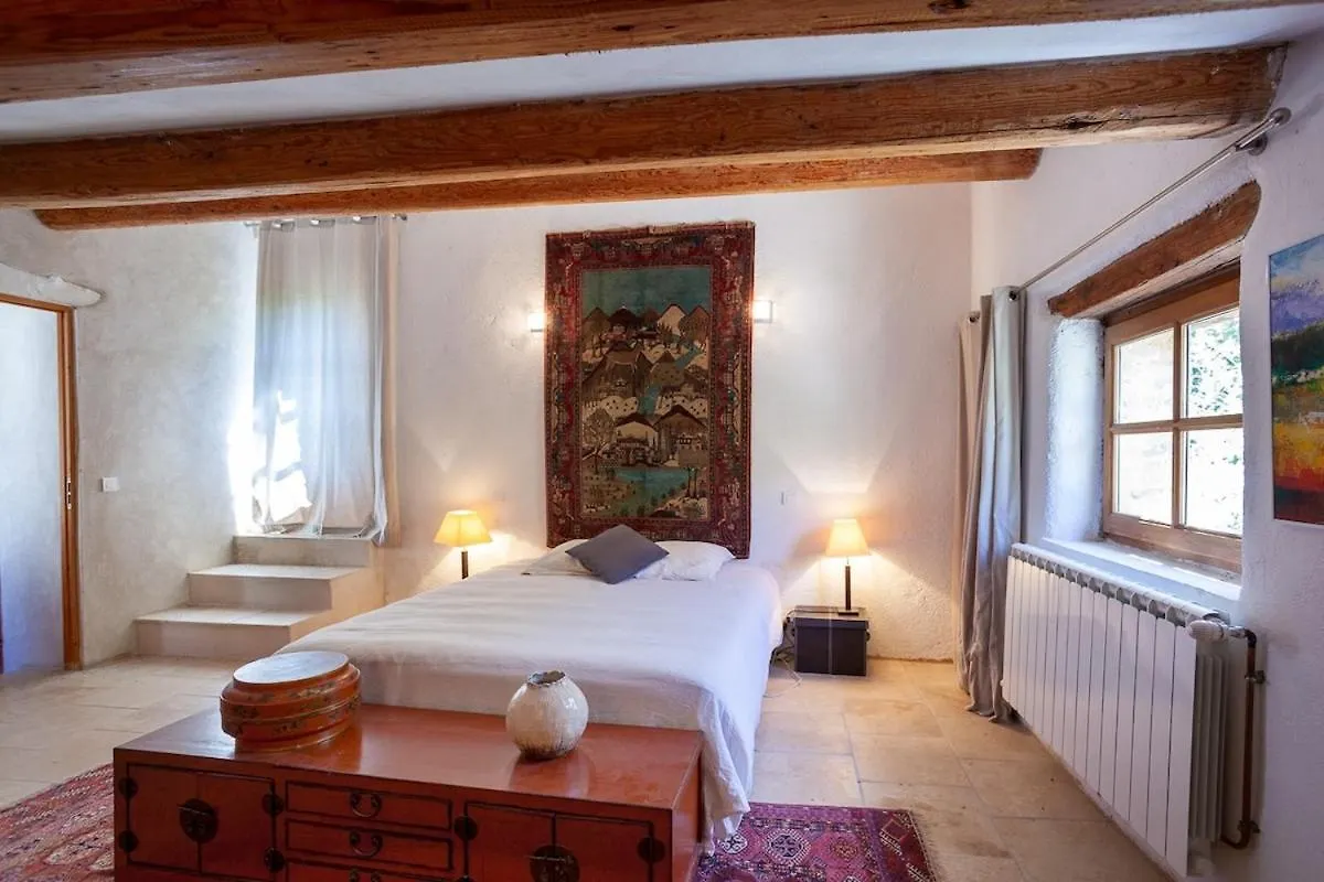 Holiday home Maison Authentique En Drome Provencale Montreal-les-Sources France