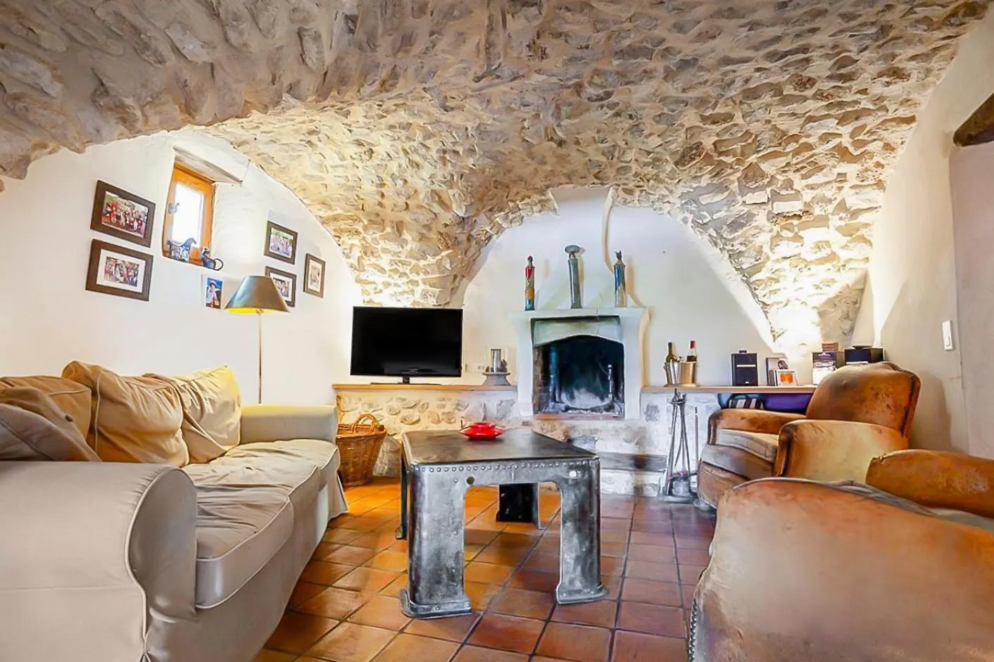 Holiday home Maison Authentique En Drome Provencale Montreal-les-Sources