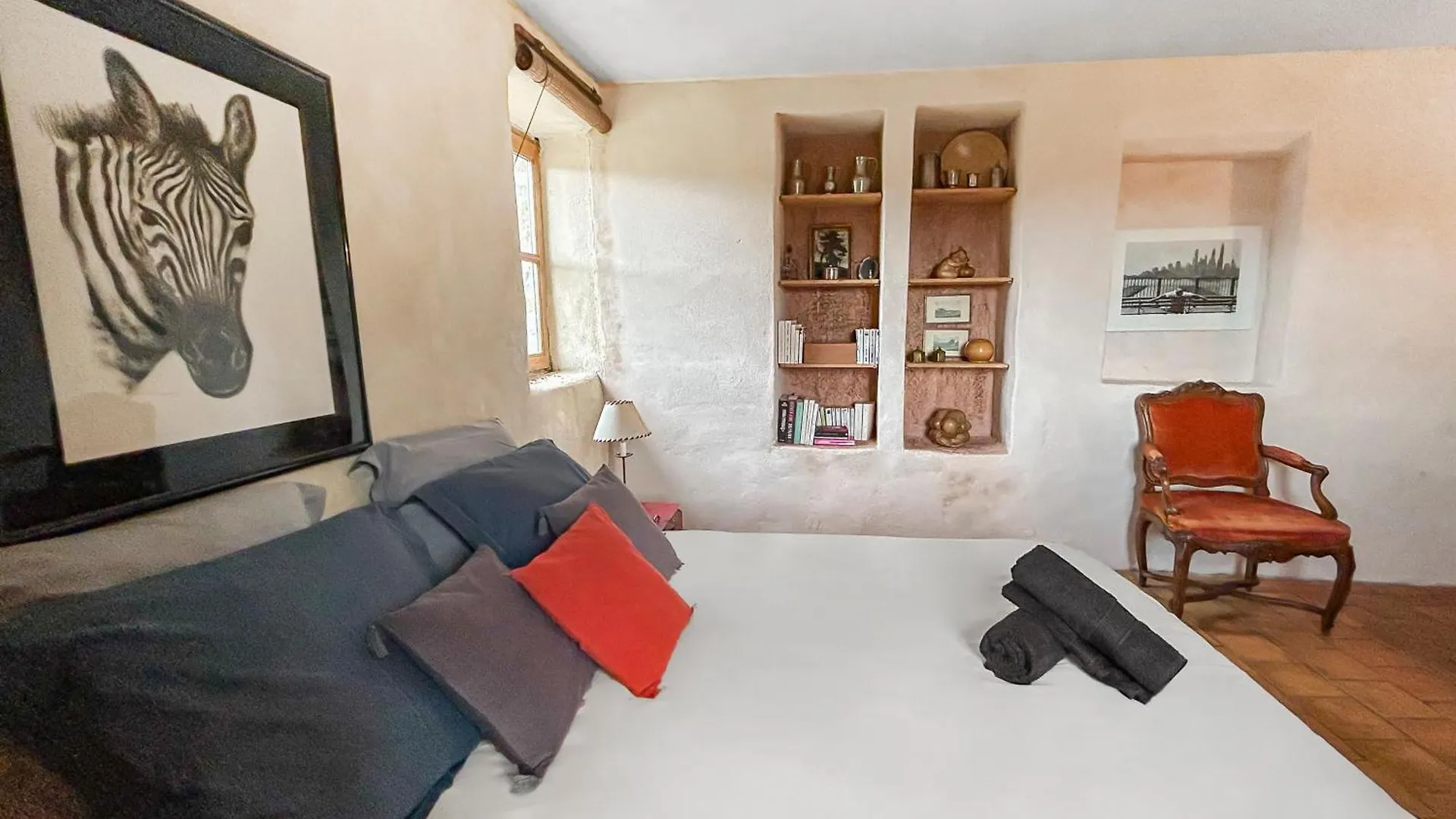 Maison Authentique En Drome Provencale Montreal-les-Sources France